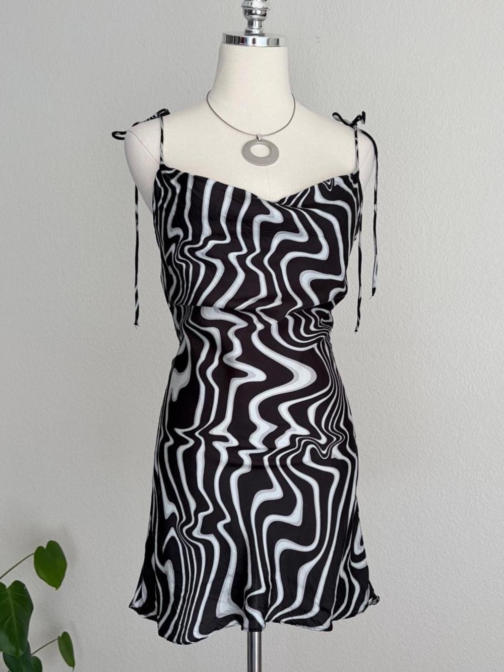 Zara Black & White Wavy Print Tie-Shoulder Mini Dress